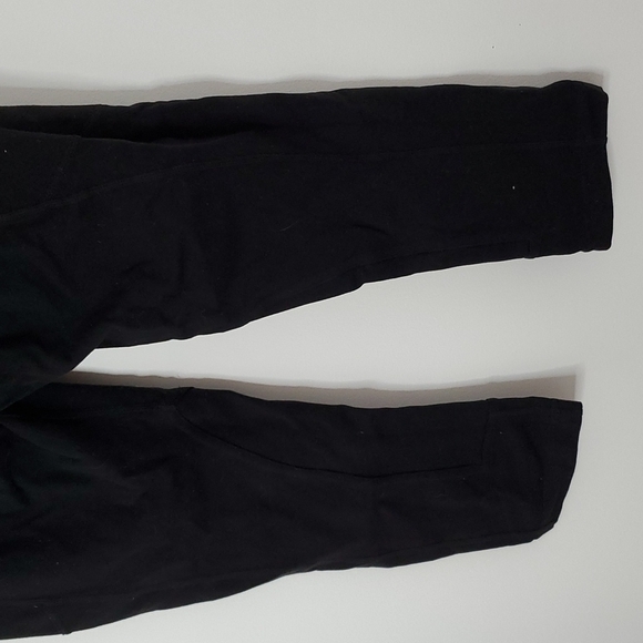 Lululemon black size 4 cropped leggings - Picture 5 of 7